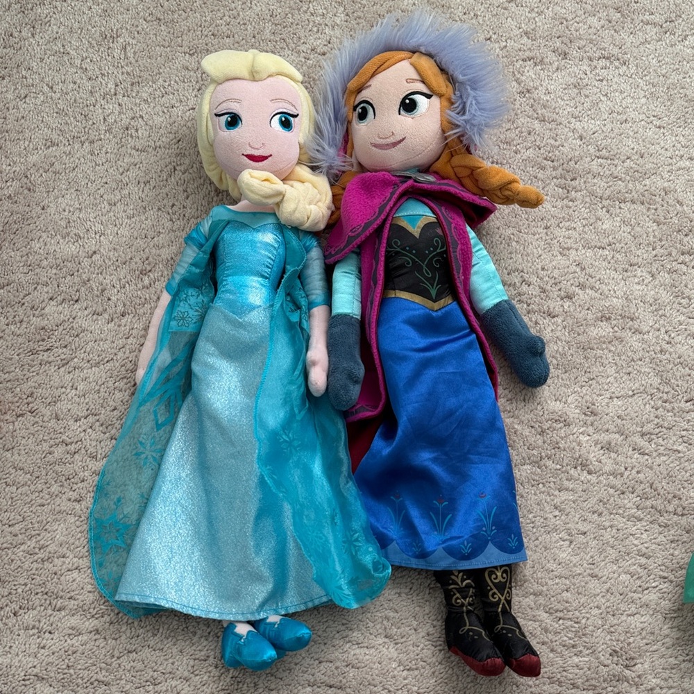 Frozen Sisters Plush Dolls Set - Anna and Elsa